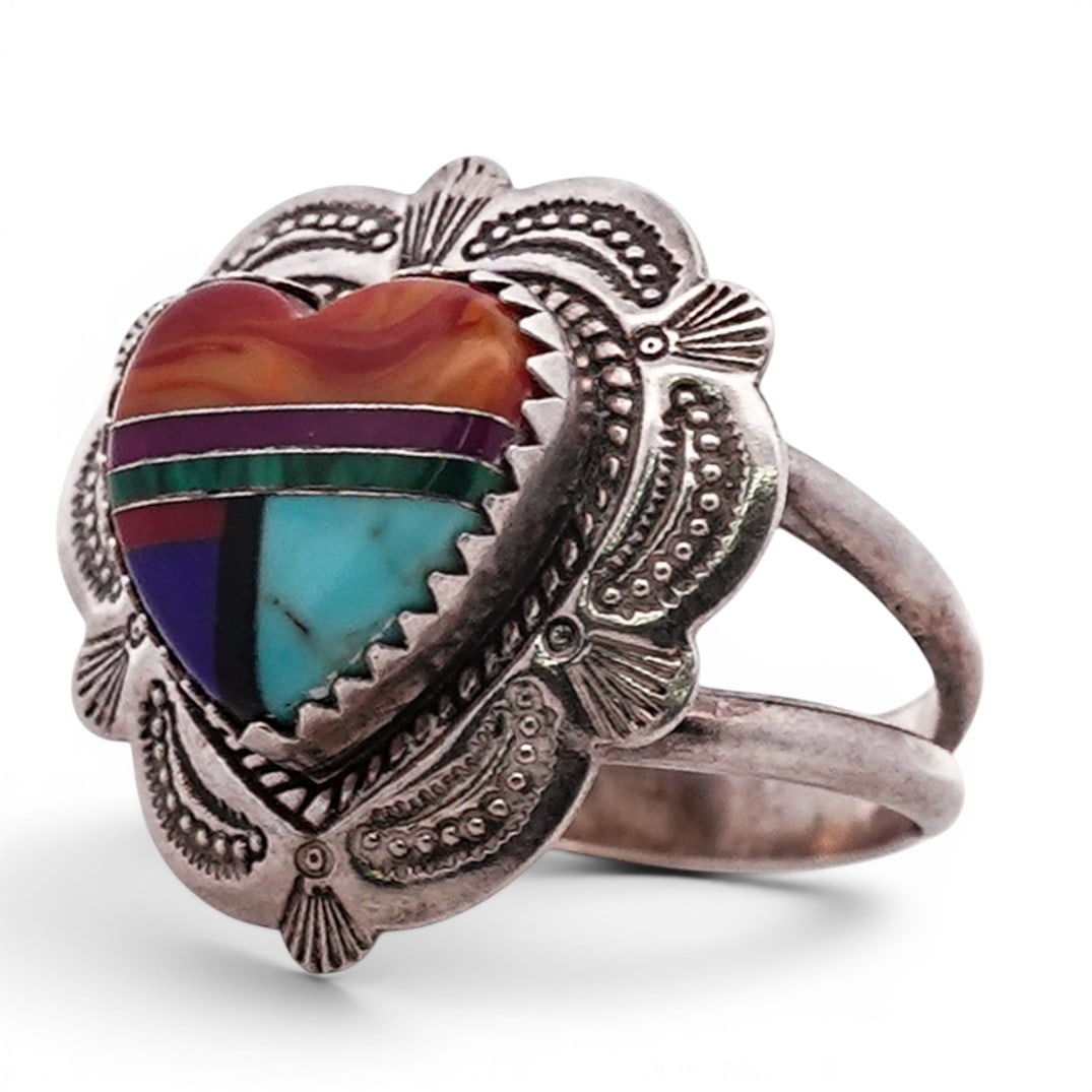 Vintage Navajo Sterling Silver & Multistone Inlay Heart Ring Signed: Vintage Navajo Sterling Silver & Multistone Inlay Heart Ring Signed 1970s-1980s, USA Sterling silver ring set with a heart-shaped multi-stone inlay panel comprising turquoise, coral, lapis, and green 