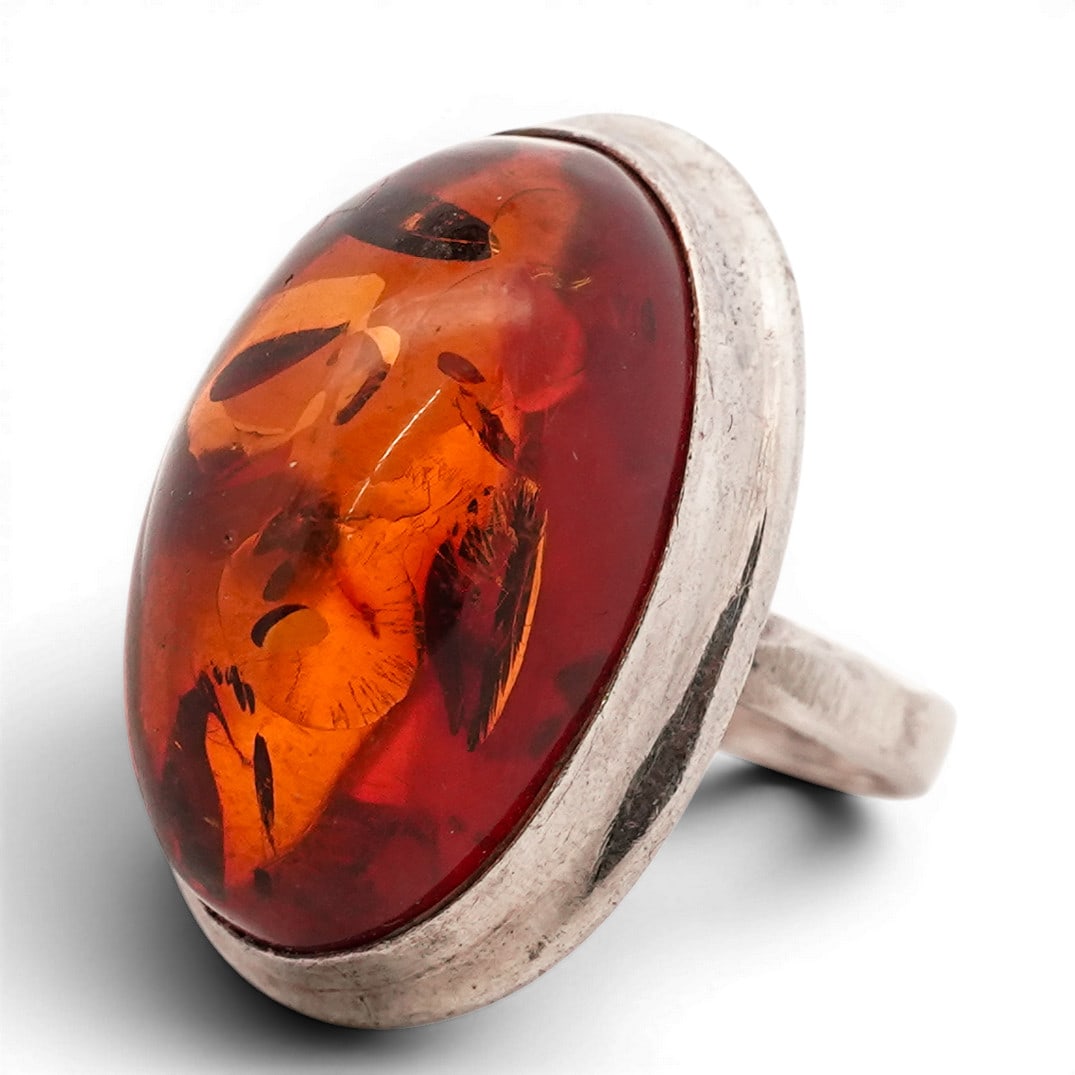 Vintage Sterling Silver Baltic Amber Cabochon Ring (1 of 4)