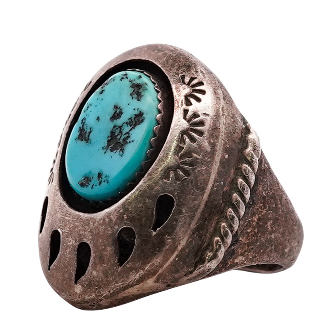 Vintage Navajo Sterling Silver & Turquoise Bear Paw Ring Signed: Vintage Navajo Sterling Silver & Turquoise Bear Paw Ring Signed 1970s–1980s, USA Sterling silver ring set with an oval turquoise cabochon exhibiting natural matrix within a serrated bezel. The heavy