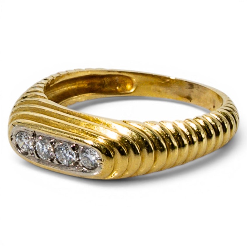 18k Gold & Diamond Ribbed Band Ring (1 of 4)