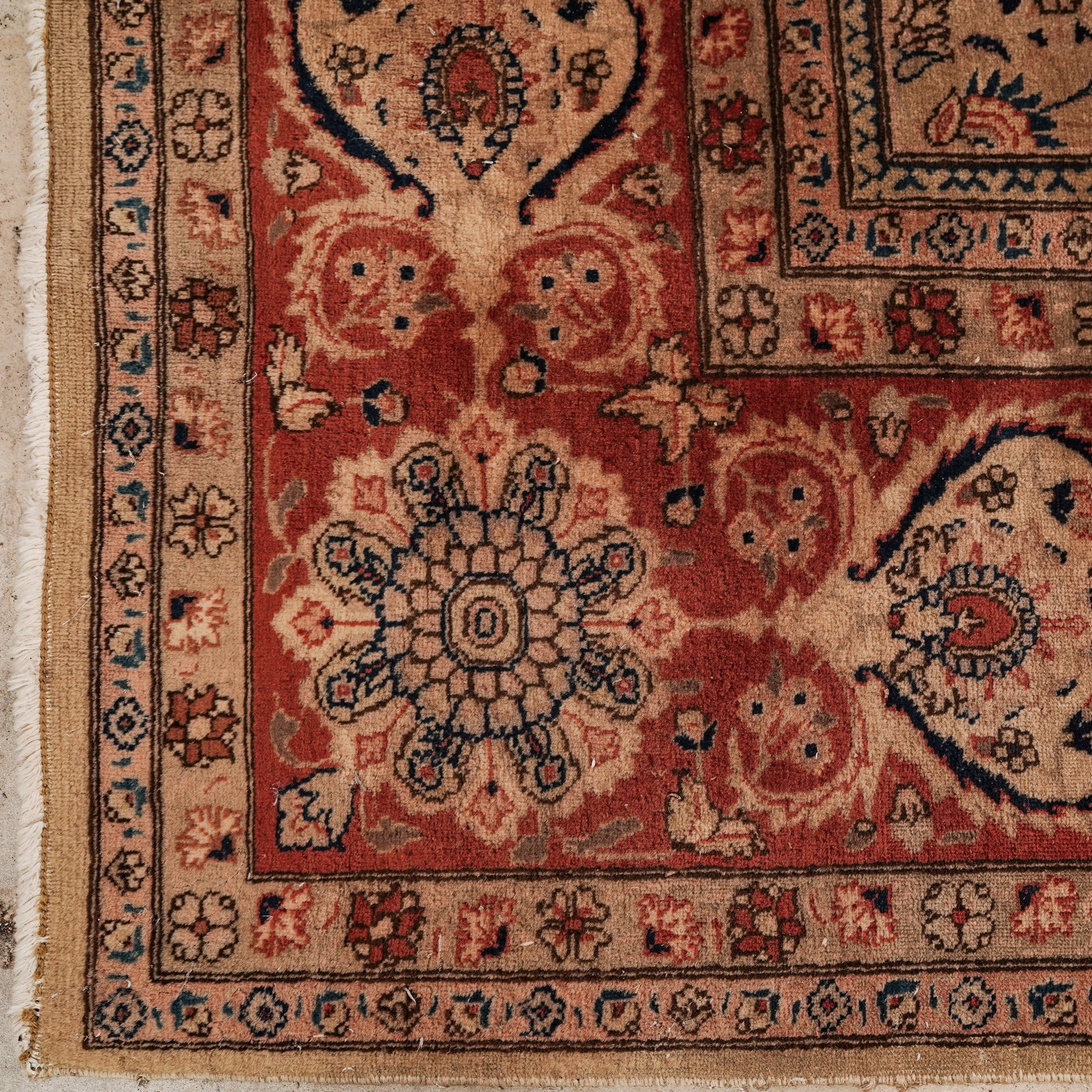Fine Persian Tabriz Wool Carpet - 4