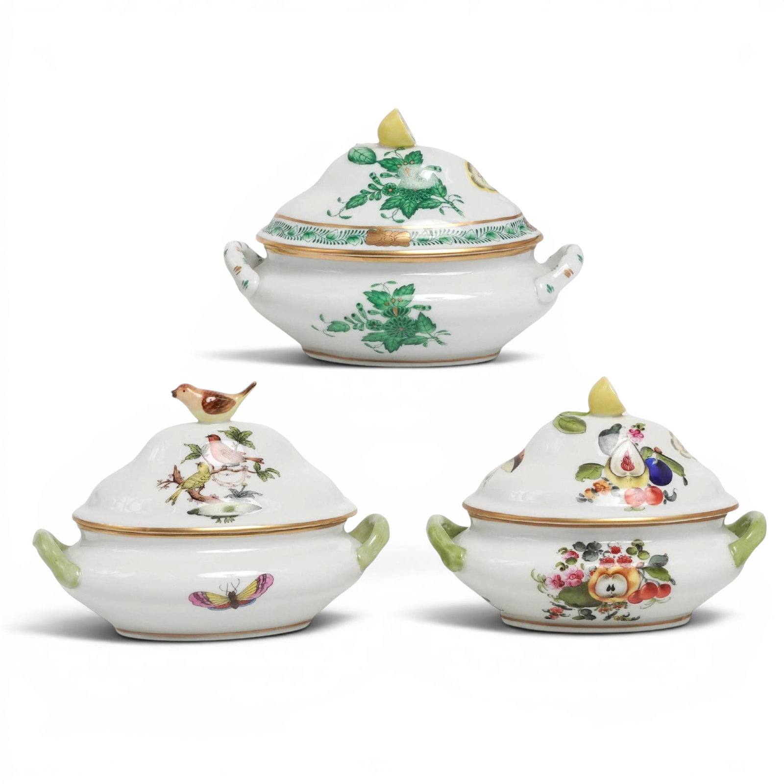 (3 pc) Herend Porcelain Miniature Tureens: (3 pc) Herend Porcelain Miniature Tureens Mid - Late 20th Cent, Hungary Set of three miniature porcelain tureens by Herend Porcelain Manufactory in the Bunch of Fruits pattern. Each decorated with han