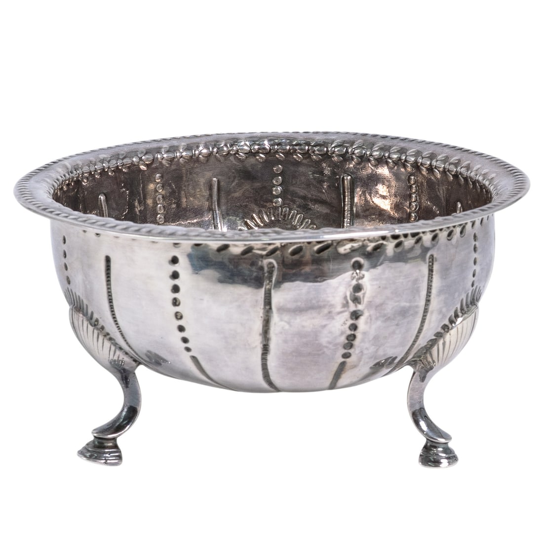 19th Cent. Matthew West Irish Sterling Footed Bowl (1 of 6)