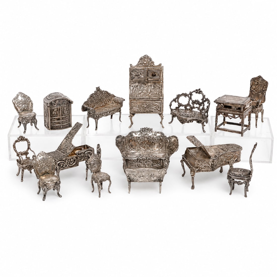 (17 pc) Antique Sterling, 930 & 800 Silver Dollhouse Furniture (1 of 12)