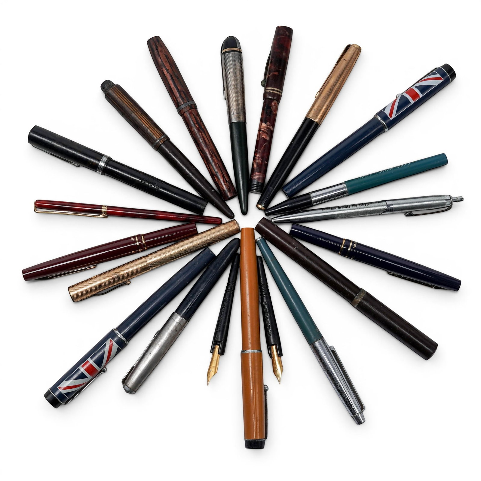 Large Lot of Assorted Pens: Large Lot of Assorted Pens 20th century, China, USA This collection includes various vintage fountain pens, with some branded examples from companies like Parker and Waterman.The set features