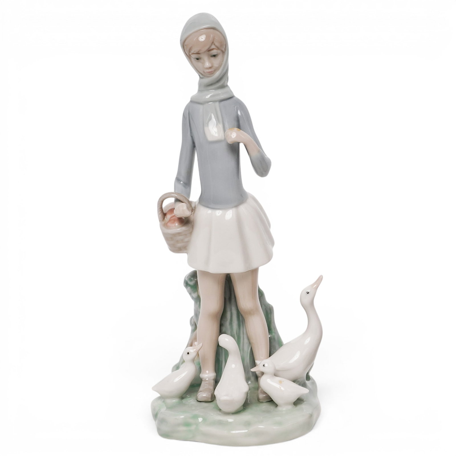 (3 pcs) Lladro Porcelain Figurines - 4