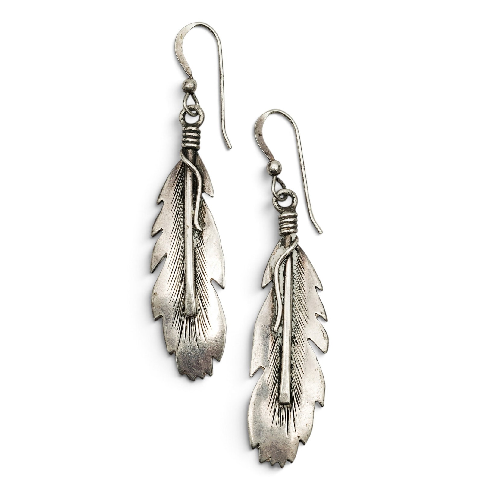A Pair Of Tee Mace Navajo Sterling Silver Feather Earrings (1 of 3)