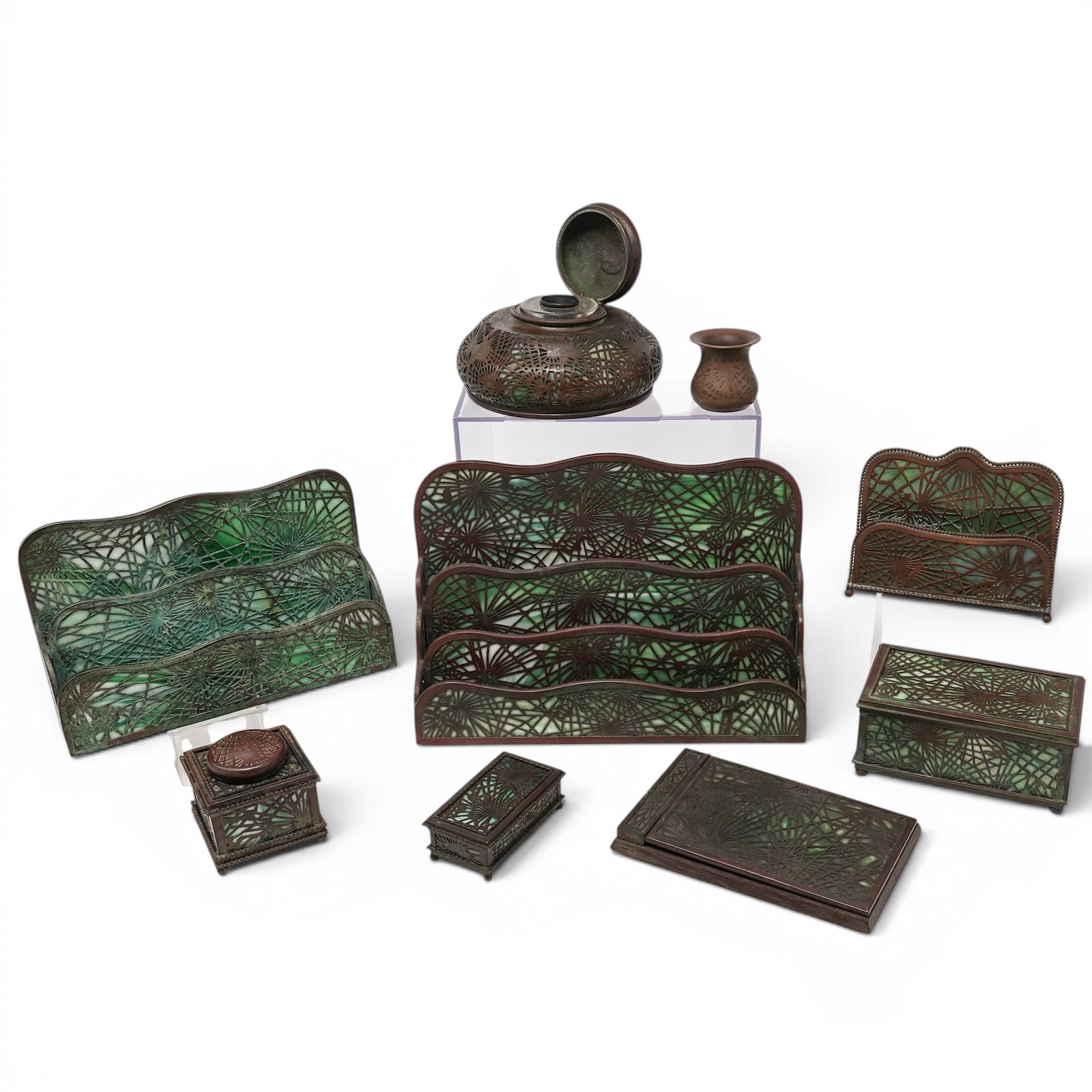 (9 pcs) Tiffany Studios "Pine Needle" Bronze & Slag Glass Desk Set (1 of 8)