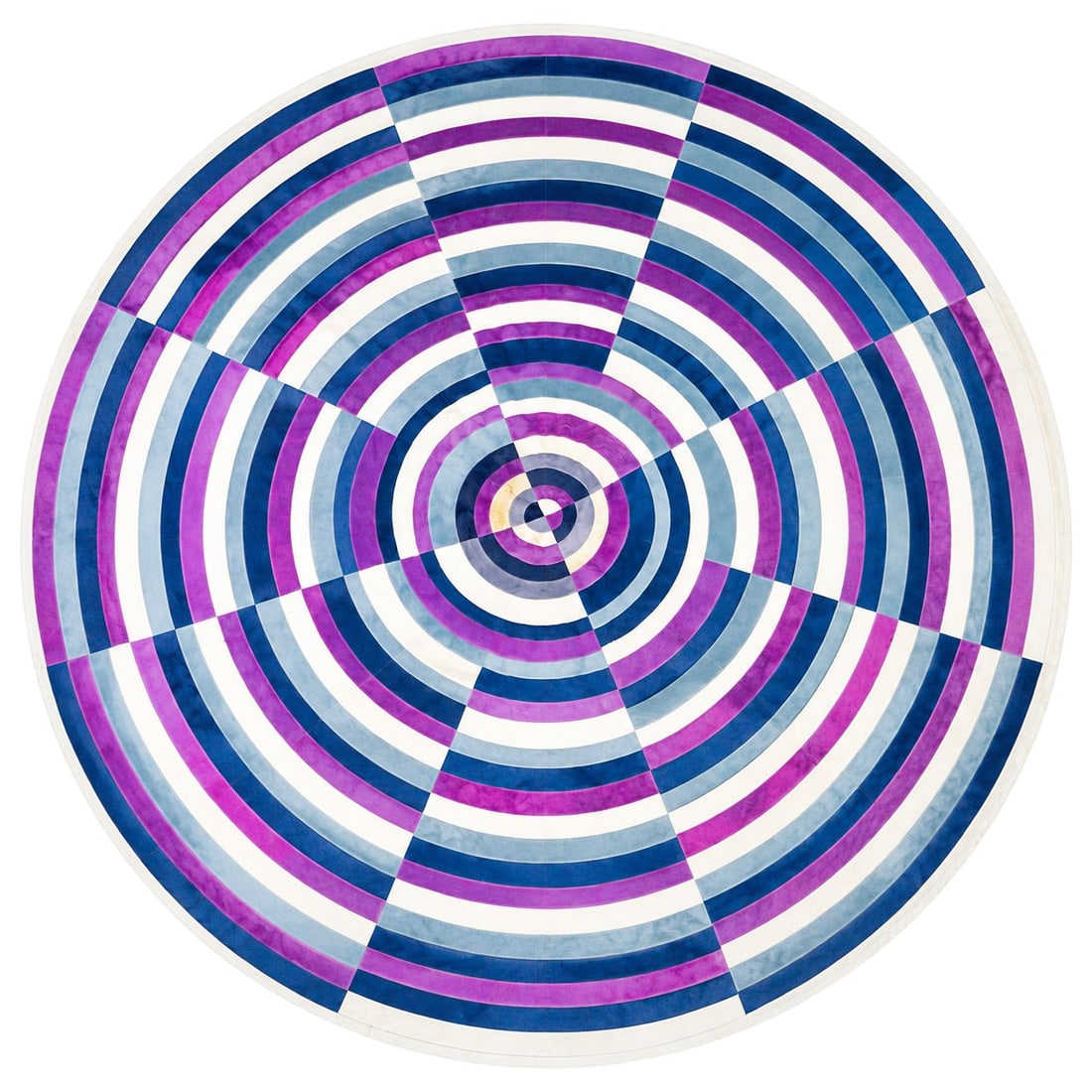 Kyle Bunting Designer Geometric Cow Hide Rug: Kyle Bunting Designer Geometric Cow Hide Rug Early 21st Century, USA Custom-designed round rug by luxury rug maker, Kyle Bunting, executed in natural cow hide. The rug features a striking concentric