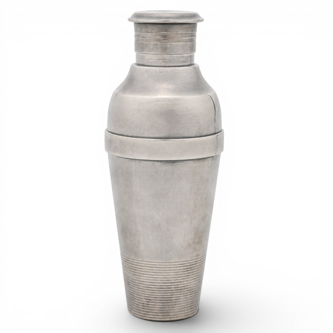 Christofle "Gallia" Silver Plated Cocktail Shaker: Christofle "Gallia" Silver Plated Cocktail Shaker 20th century, French Christofle "Gallia" silver plated cocktail shaker. Marked on bottom with Christofle hallmarks and rooster mark indicating the Gal
