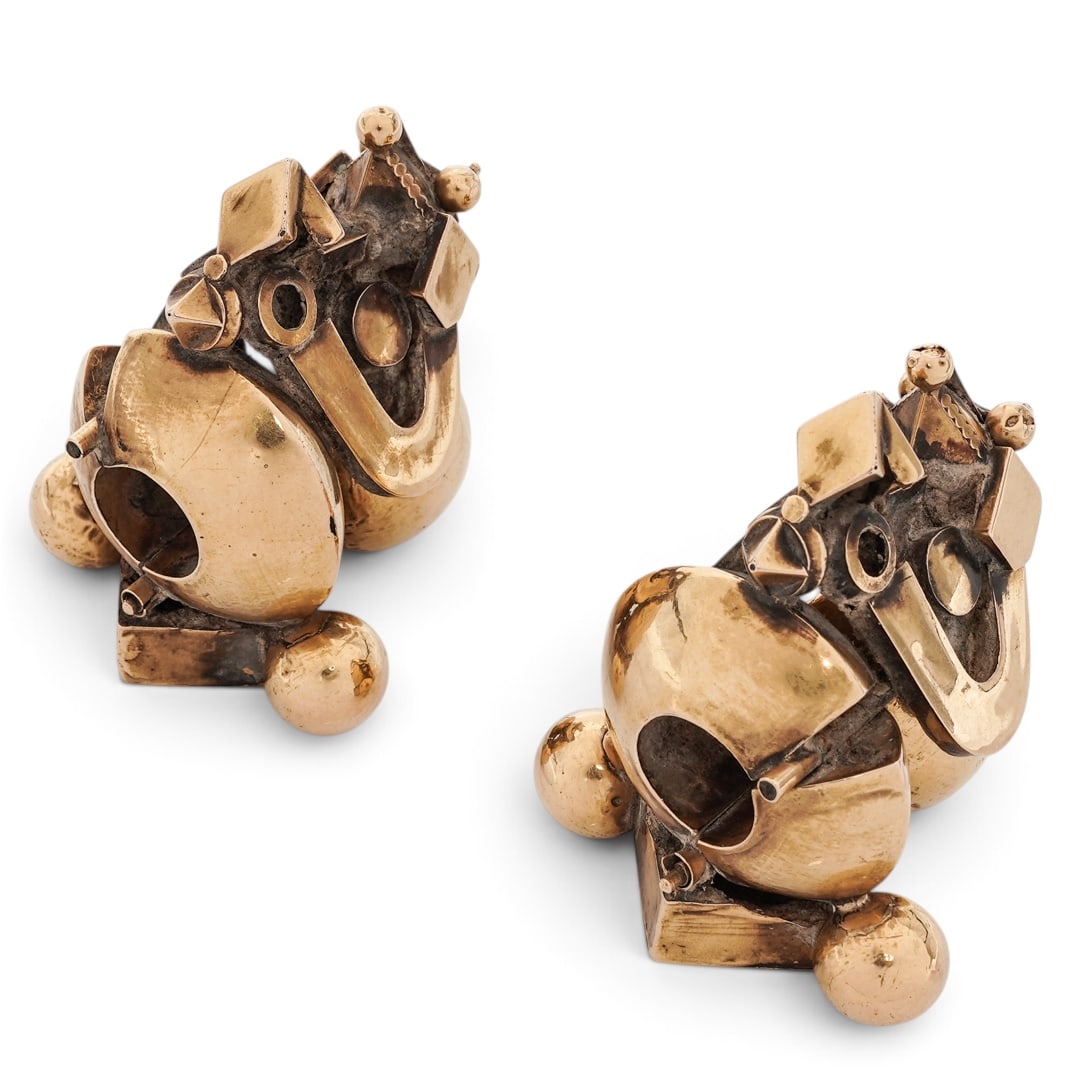 Antique Gold Earrings Pampadam, Tamil Nadu South Indian: Antique Gold Earrings Pampadam, Tamil Nadu South Indian late 19th- early 20th century, Indian These antique gold earrings are worn by women in certain districts of Tami Nadu in South India. The styliz