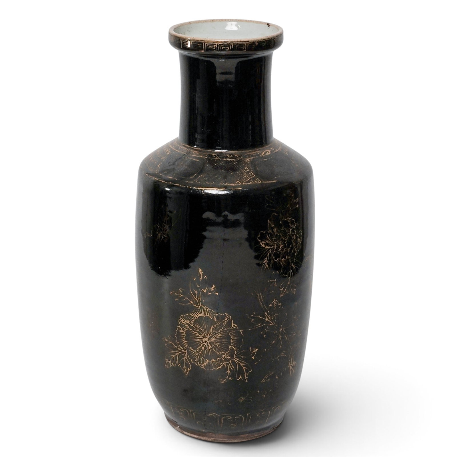 Chinese Mirror Black Rouleau Vase Gilt Decorated: Chinese Mirror Black Rouleau Vase Gilt Decorated Kangxi period, Chinese Chinese "mirror black" Rouleau vase gilt decorated Kangxi period (1662-1722). This fine example of mirror black glaze with gilt 