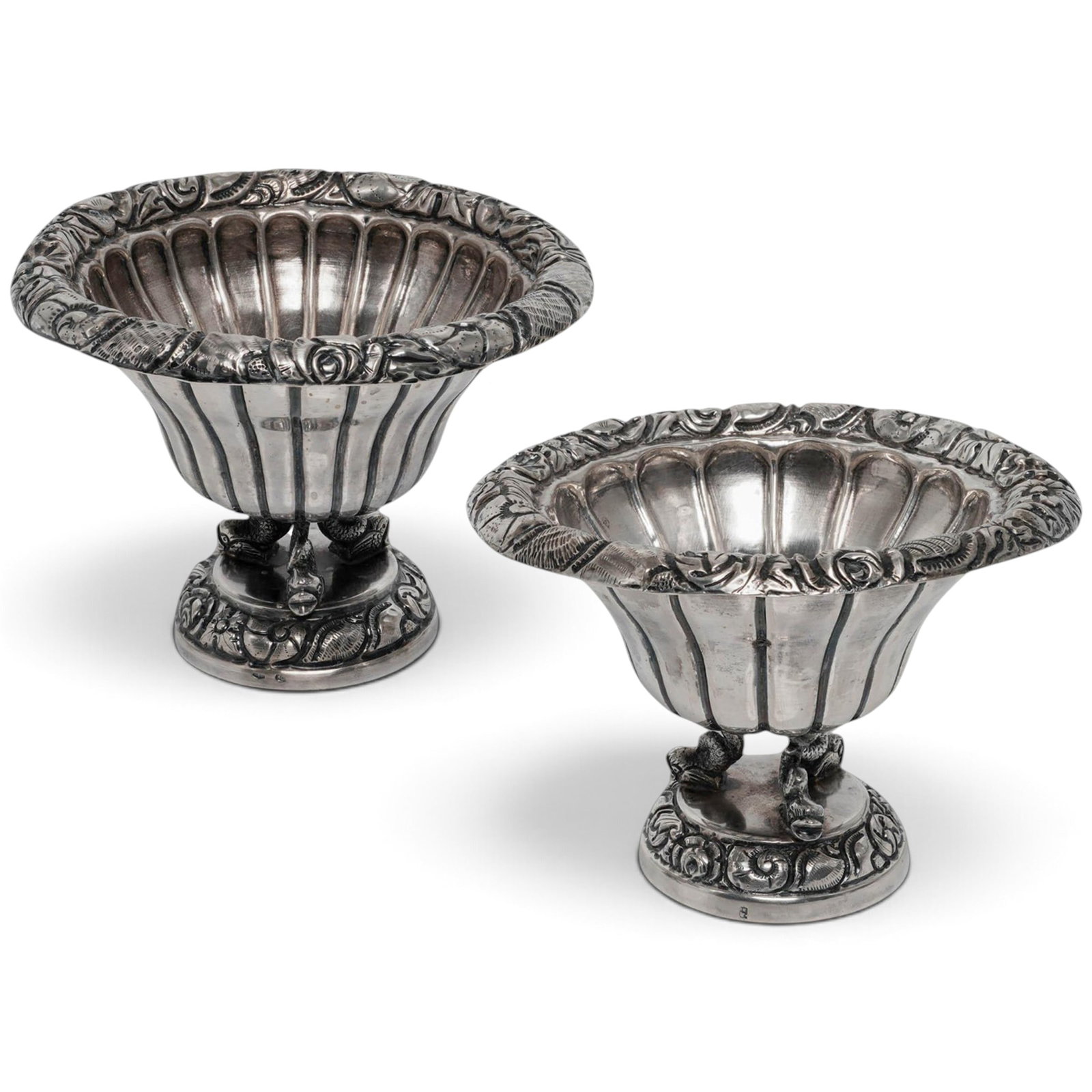 Pair Antique Italian Neapolitan 800 Silver Footed Compote Bowls (1 of 6)