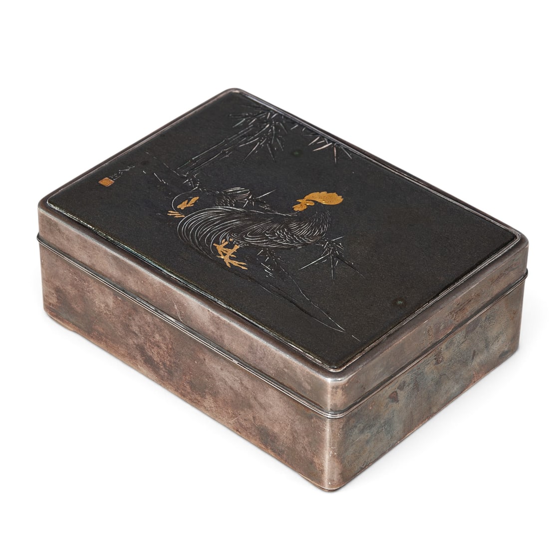 Japanese Meiji Sterling Silver, Shakudo & Gold Accents Box By Hozan Koku: Japanese Meiji Sterling Silver, Shakudo & Gold Accents Box By Hozan Koku Late 19th to early 20th Cent., Japanese Fine Japanese Meiji-period mixed-metal box featuring a shakudo lid depicting a rooster 