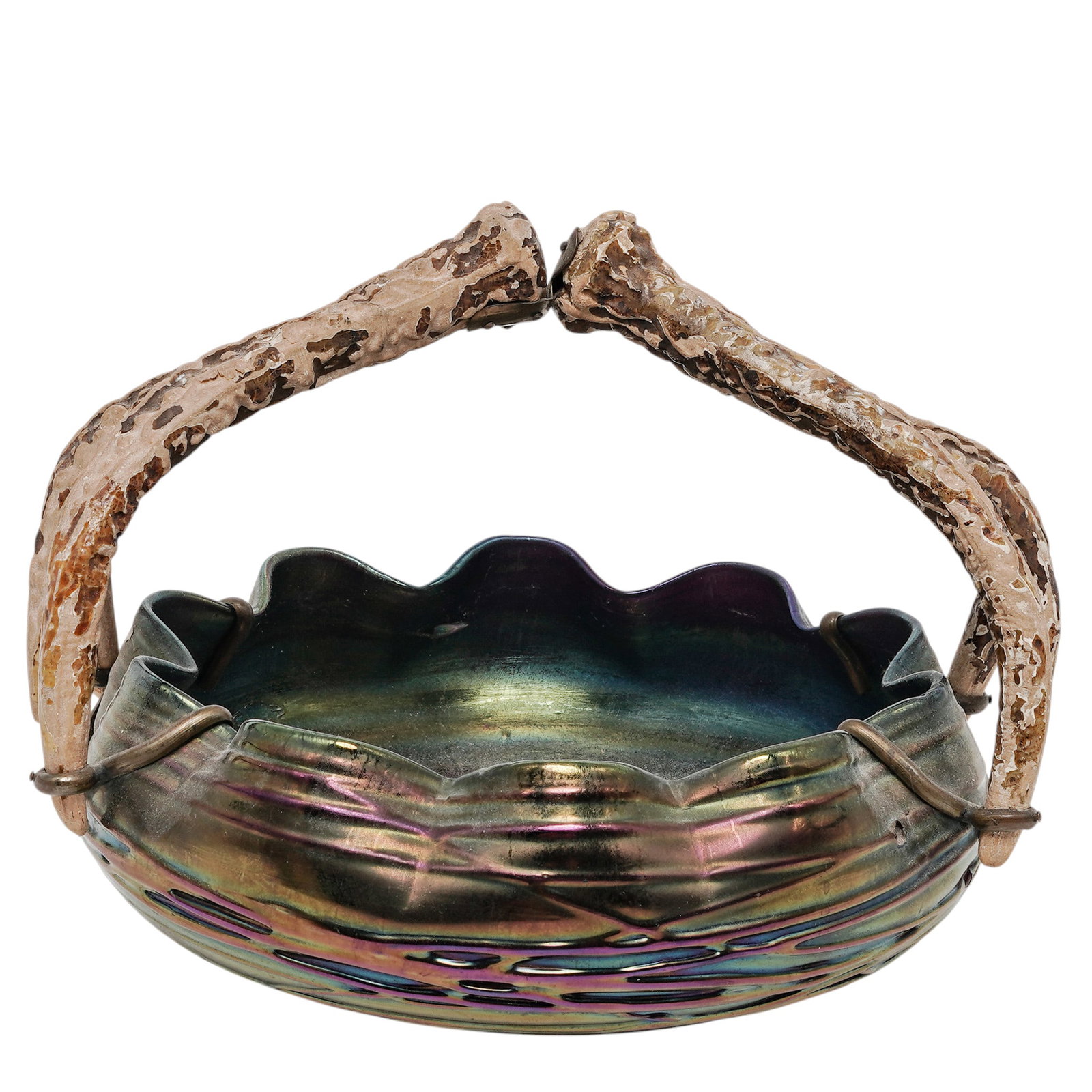 Pallme-Konig Iridescent Art Glass Bowl w/ Antler Handle: Pallme-Konig Iridescent Art Glass Bowl w/ Antler Handle c. 1900s, Austrian-Bohemian Pallme-König & Habel Art Nouveau iridescent art glass bowl, circa 1900, featuring a scalloped rim with dense dark