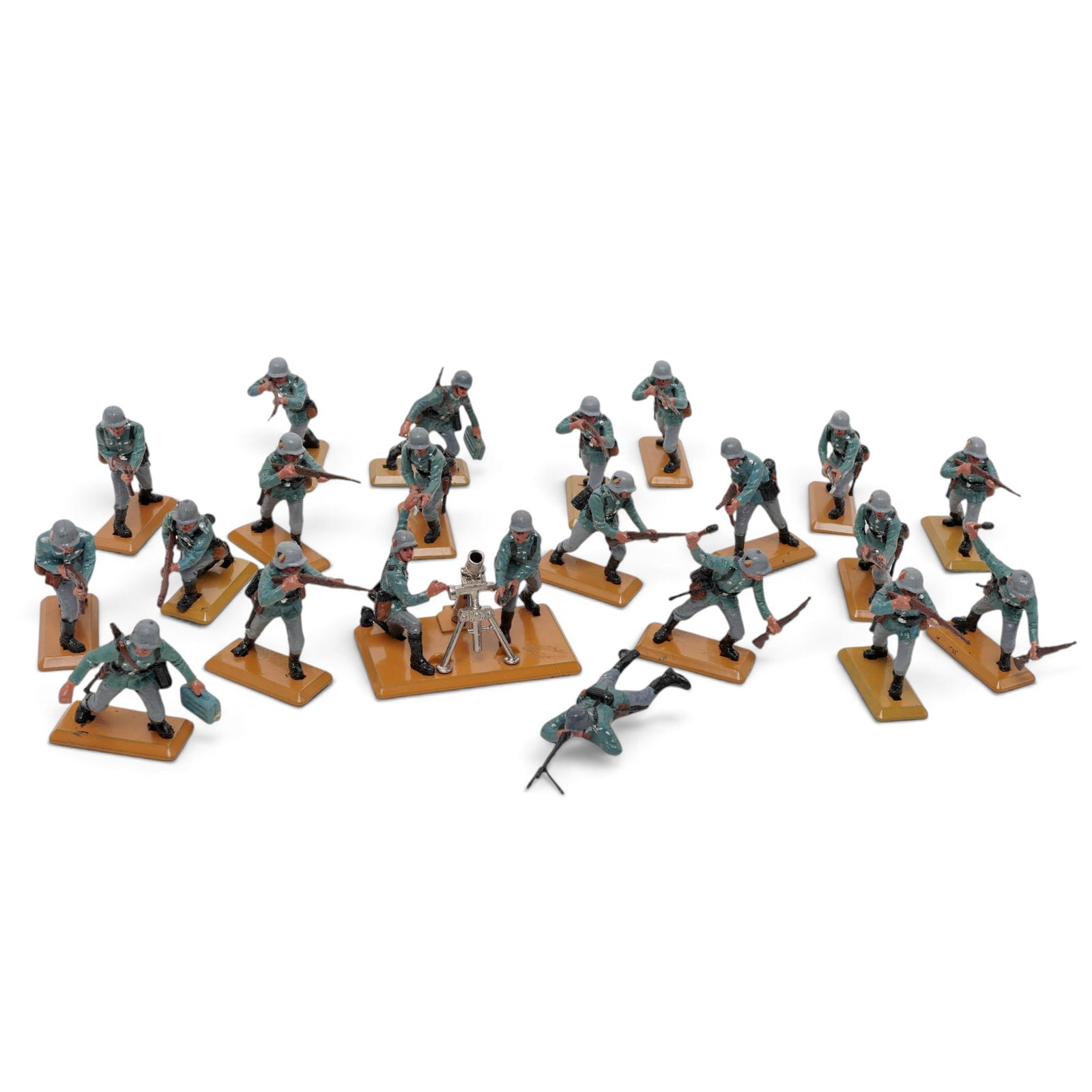 (22pc) English Britains LTD Deetail WWII German Soldiers (1 of 3)