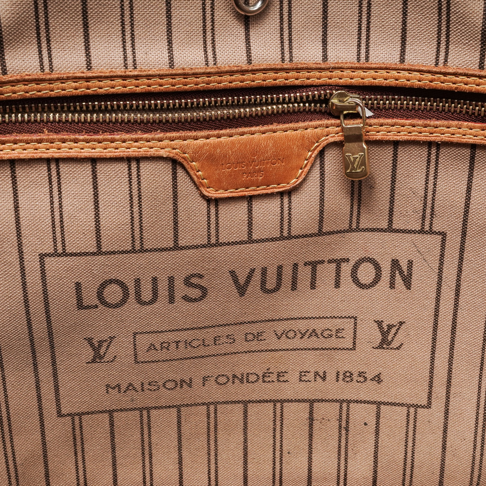 Louis Vuitton "Neverfull" MM Monogram Canvas - 10