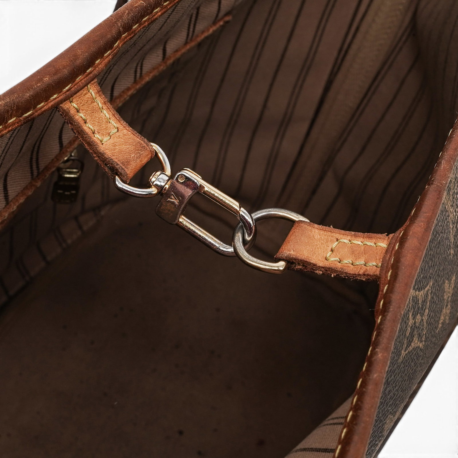 Louis Vuitton "Neverfull" MM Monogram Canvas - 8
