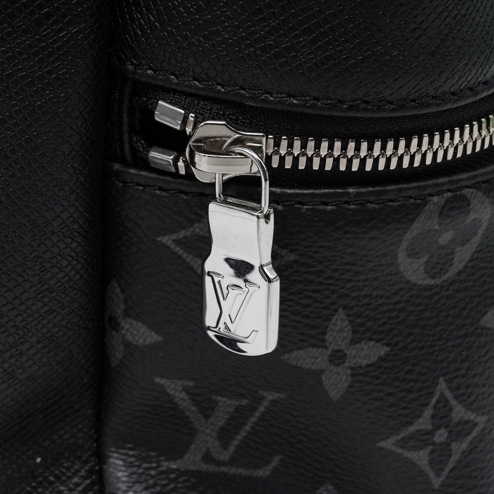 Louis Vuitton "Discovery" Monogram Eclipse Taigarama Backpack - 3