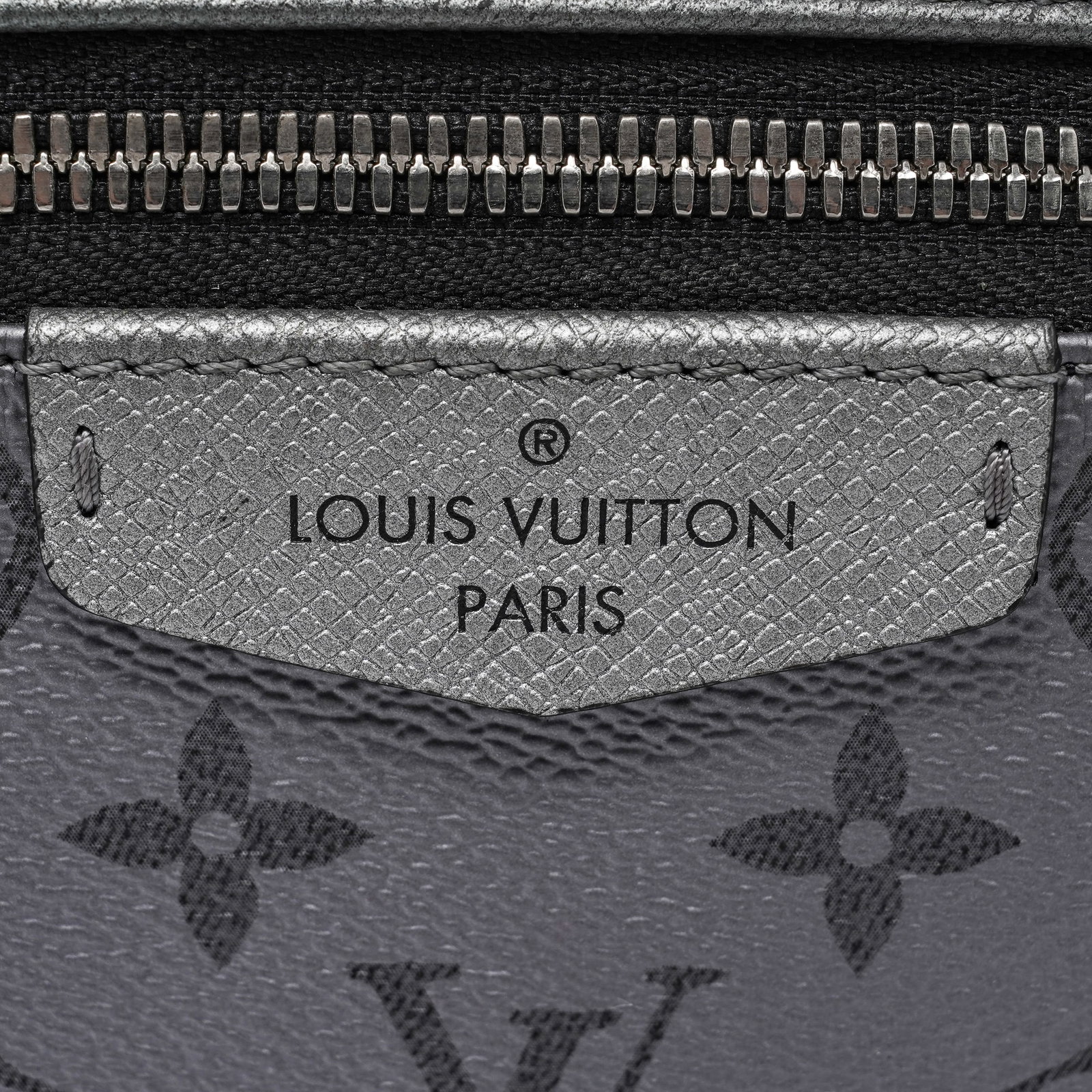 Louis Vuitton "Discovery" Backpack Silver Monogram Taigarama - 6