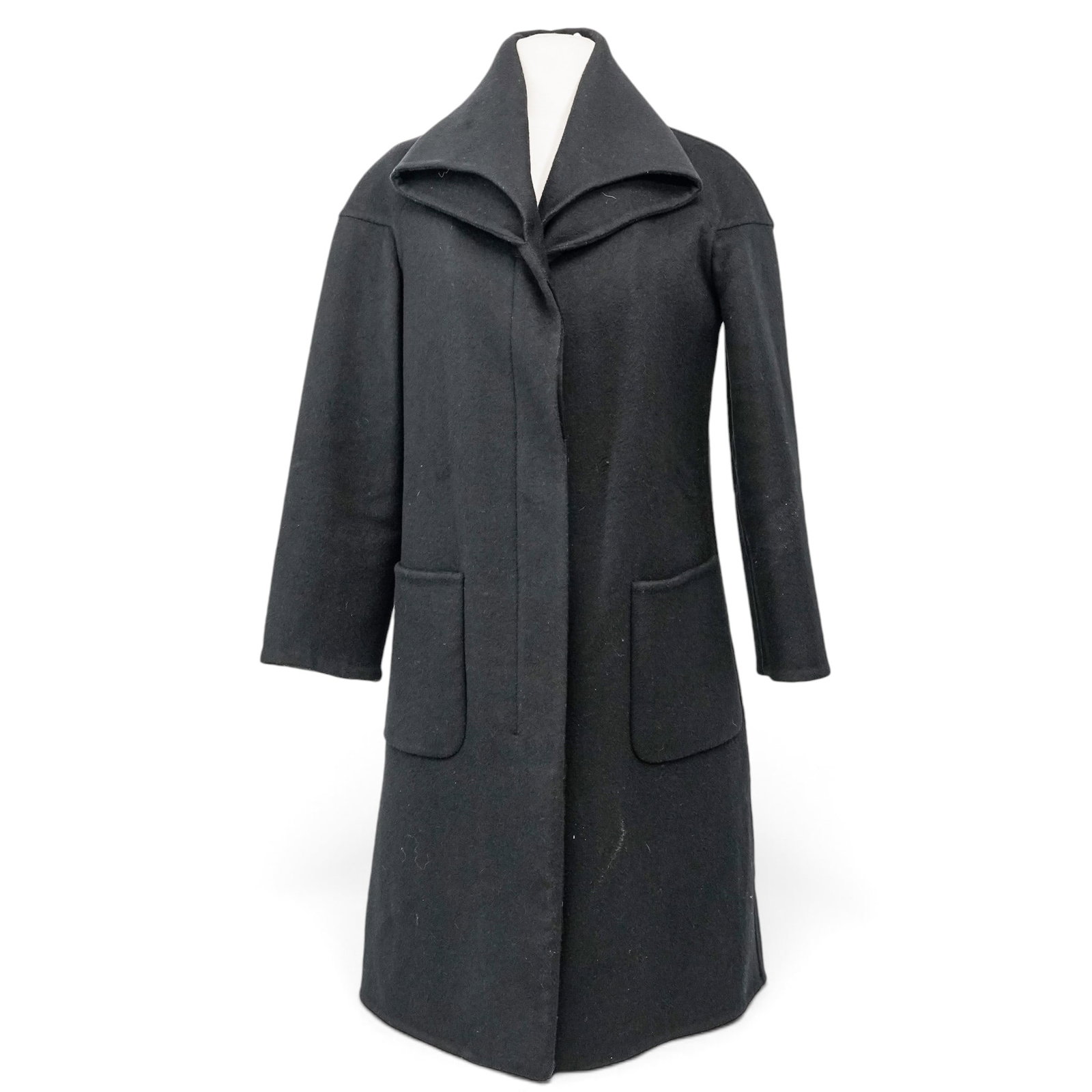 Salvatore Ferragamo Women's Black Wool Coat (1 of 9)