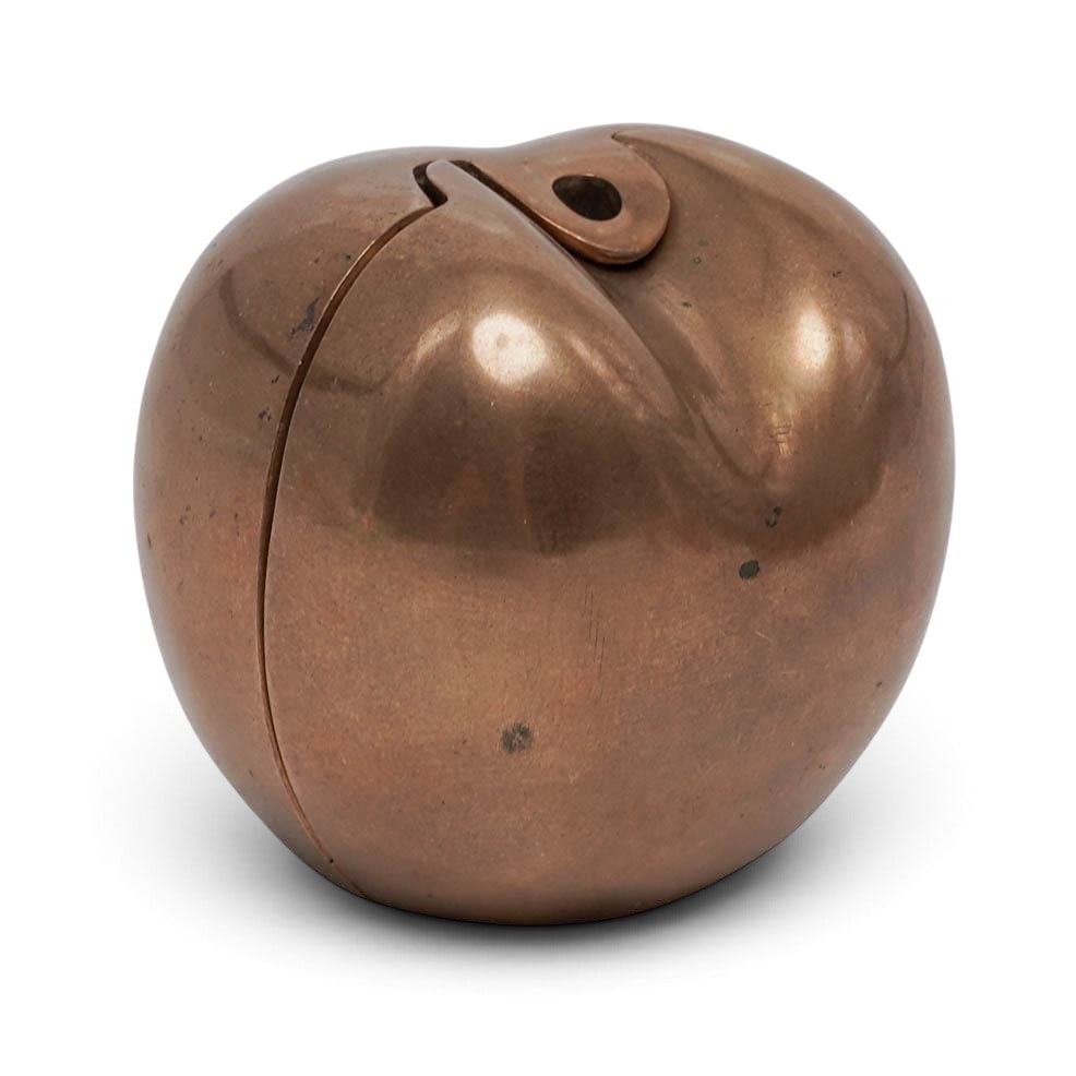 Agustin Alaman (Spanish, 1921-1995) Miniature Erotic Bronze Sculptures: Agustin Alaman (Spanish, 1921-1995) Miniature Erotic Bronze Sculptures Mid 20th Century, Spain Artist/Designer/Manufacturer: Agustín Alamán (Spanish, 1921-1995) Marking(s): Signed by the artist.