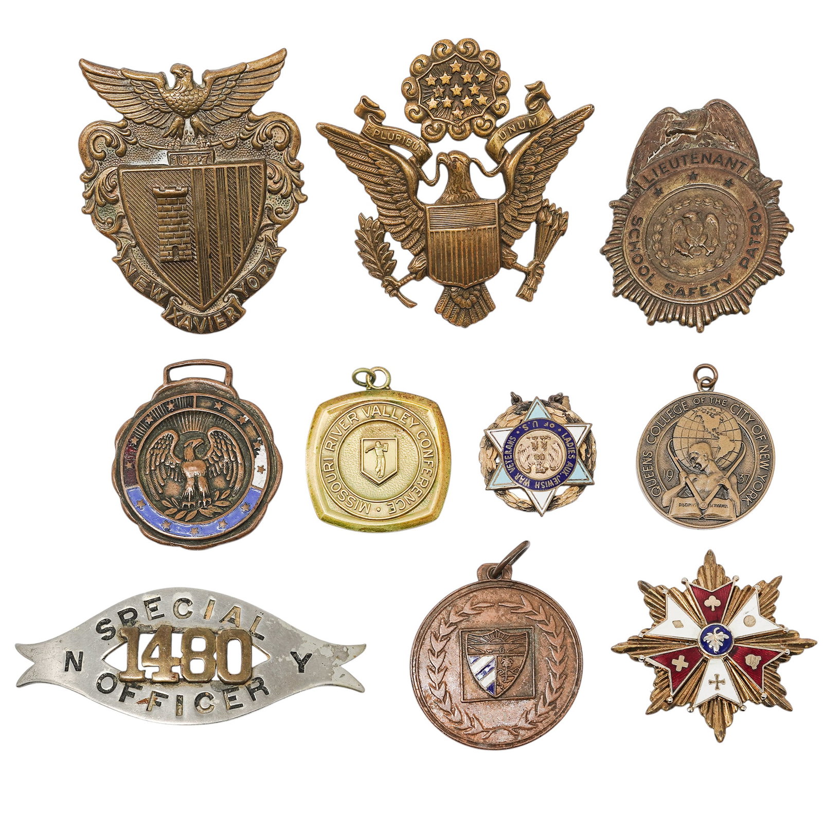 (10 pc) Variety of Metal Badges: (10 pc) Variety of Metal Badges 20th Cent, USA Artist/Designer/Manufacturer: Various manufacturers Marking(s): Various badges, medals, and institutional insignia markings. Materials: Metal Cataloger N