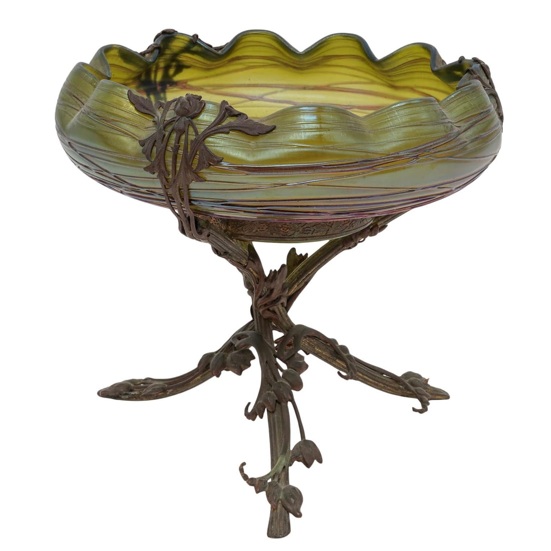 Pallme-Konig Centerpiece Iridescent Glass Bowl: Pallme-Konig Centerpiece Iridescent Glass Bowl early 20th century, Bohemian Artist/Designer/Manufacturer: Pallme-König & Habel Marking(s); notes: none Materials: iridescent art glass, bronze Cataloge