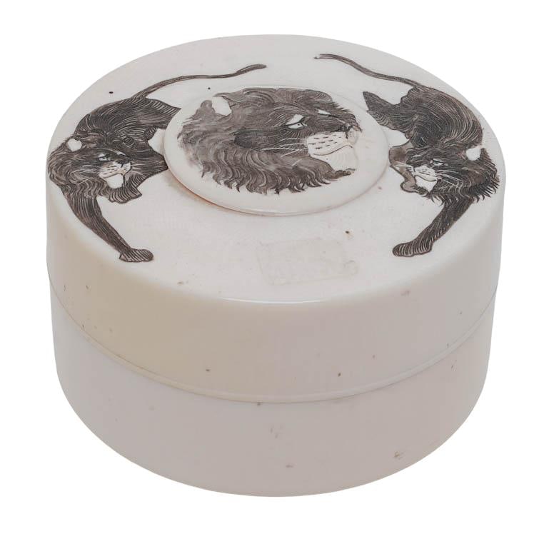 Japanese Meiji Feline Carved Bone Lidded Box (1 of 7)
