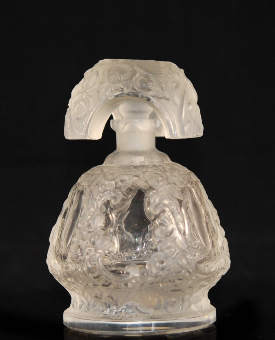Large vintage Lalique frosted floral perfume bottle Sep 18, 2013