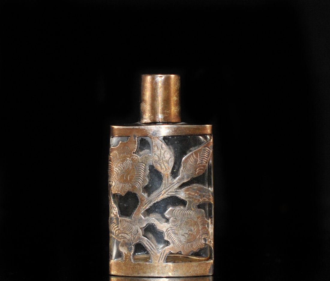 Antique Sterling Silver Perfume Bottle: DESCRIPTION: Vintage Mexican .925 sterling silver overlay small pefume bottle, floral pattern marked in "mexico .925 sterling" CIRCA: 20th Century ORIGIN: Mexico DIMENSIONS: Height 2.5" Width: 1.5" To