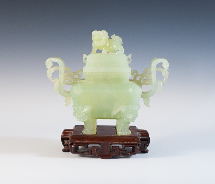 Chinese Jade Urn (1 of 3)