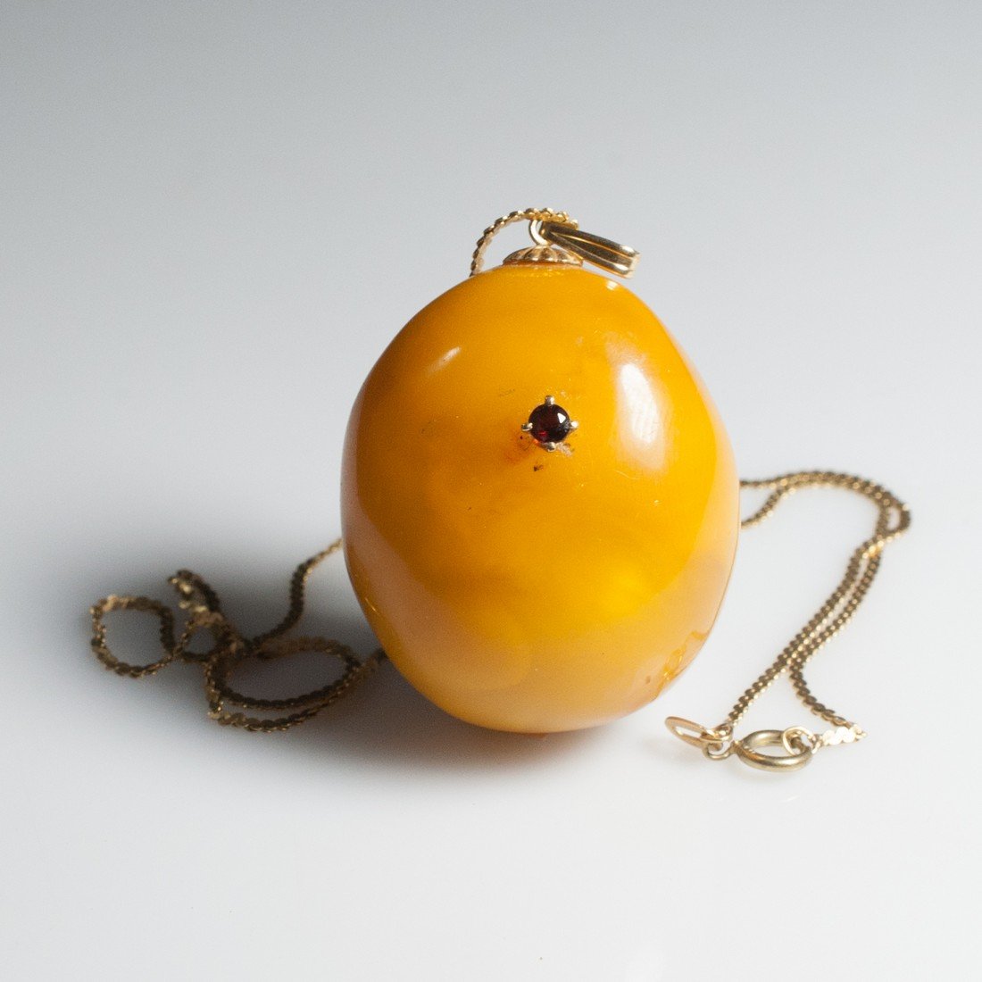 Vintage Amber & Gold Necklace (1 of 4)