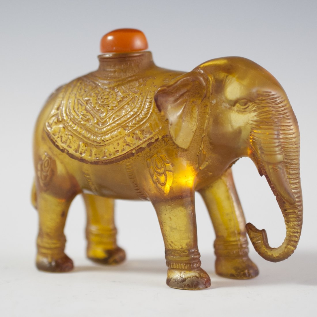 Amber Glass Elephant Snuff Bottle (1 of 3)
