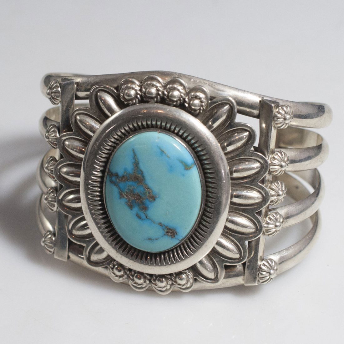 Derrick Gordon Sterling & Turquoise Navajo Style Cuff (1 of 4)
