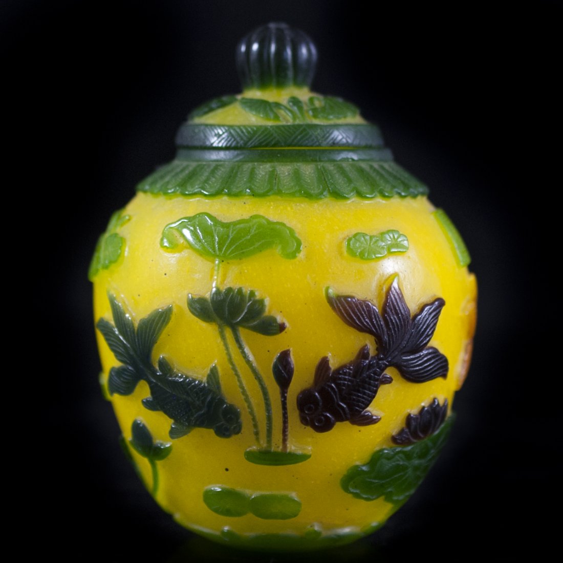 Raised Peking Glass Jar (1 of 6)