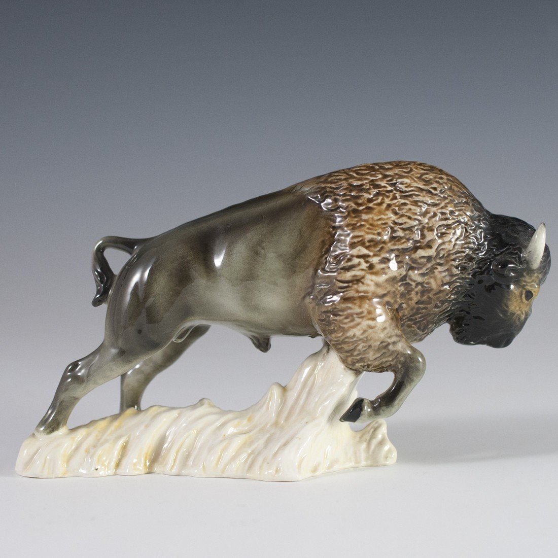 Vintage Goebel Porcelain Bison (1 of 4)