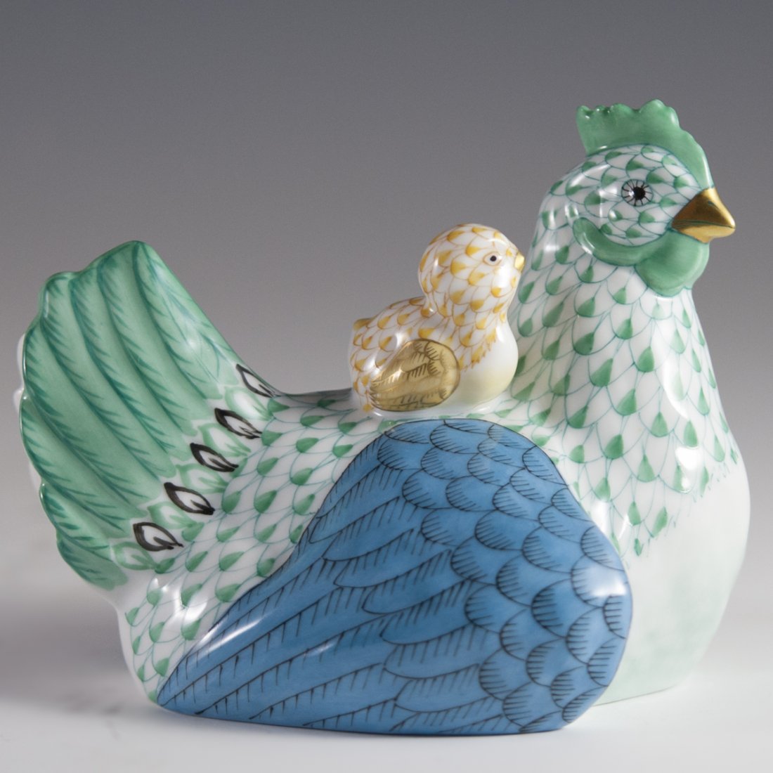Herend Fishnet "Hen With Two Chicks" Porcelain Figurine (1 of 5)