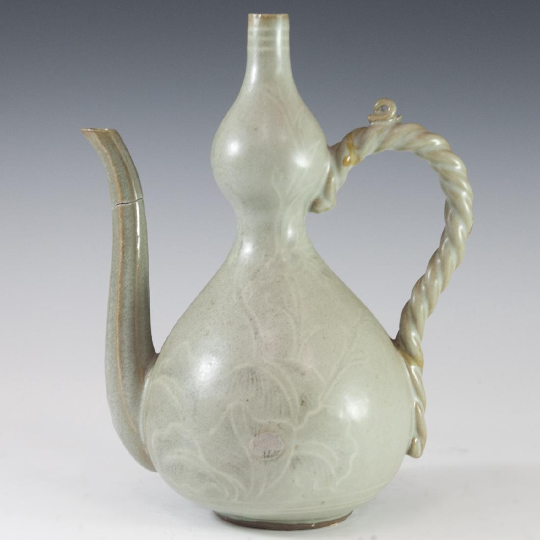 Song Dynasty Double Gourd Ewer (1 of 4)