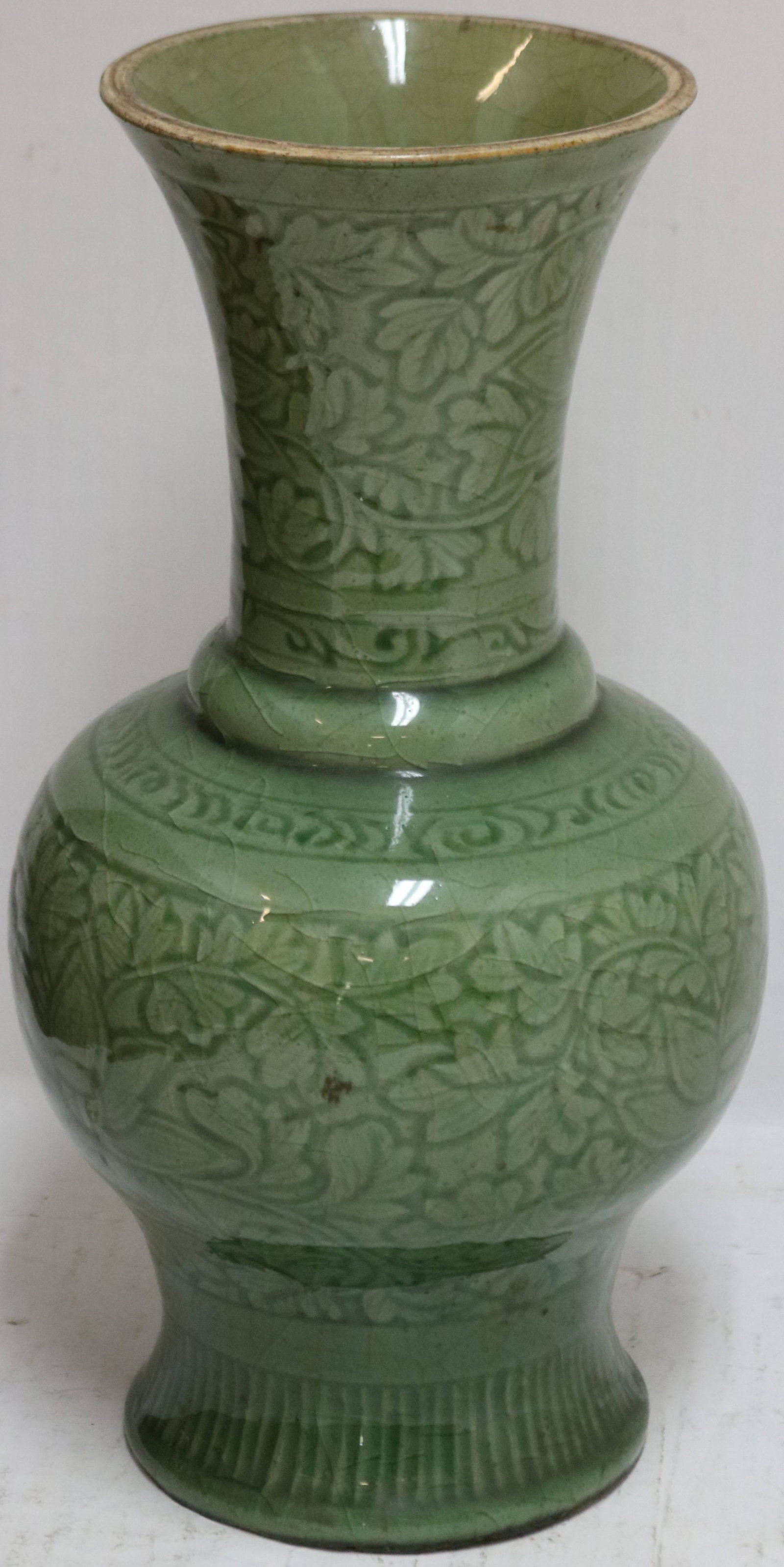 LATE 19TH/EARLY 20TH CHINESE SONG STYLE CELADON: VASE. 14" HIGH, 7" DIAMETER. SHOWS OVERALL CRAZING.