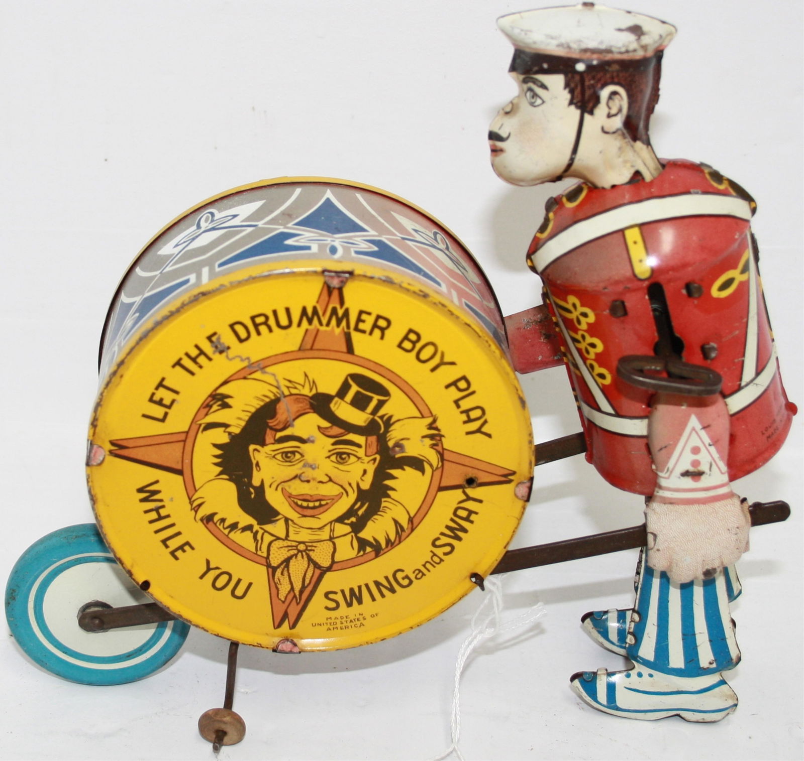 MARX TIN LITHOGRAPH WIND-UP TOY "DRUMMER BOY". (1 of 4)