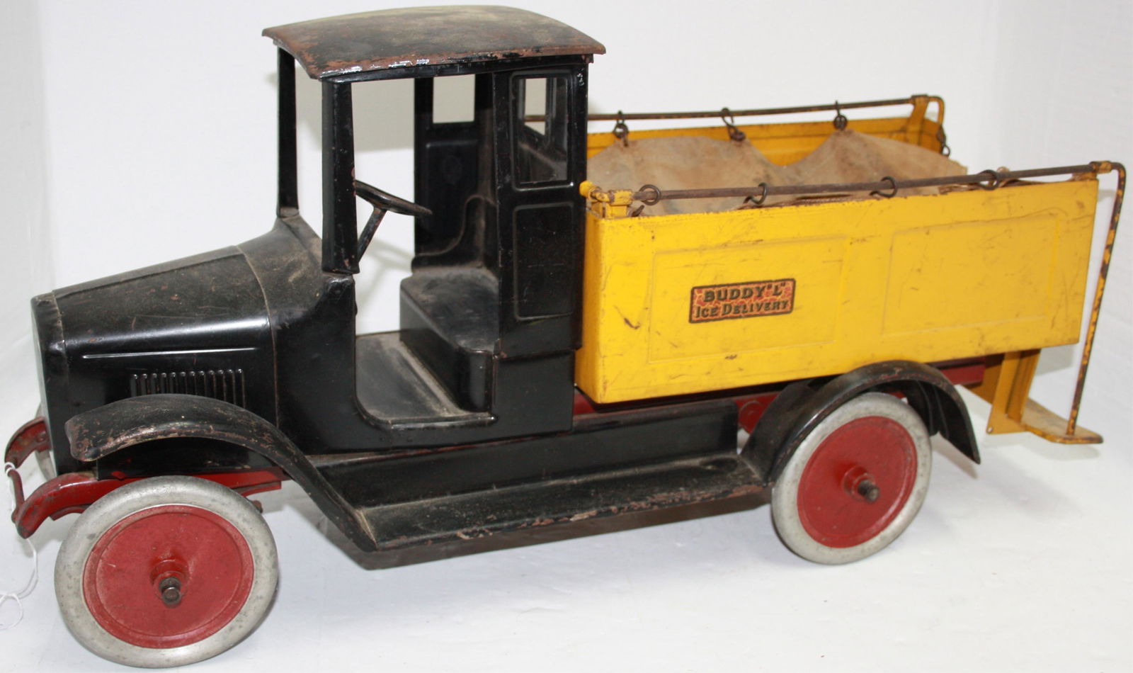 BUDDY L ICE DELIVERY TRUCK, WITH ORIGINAL CLOTH (1 of 7)