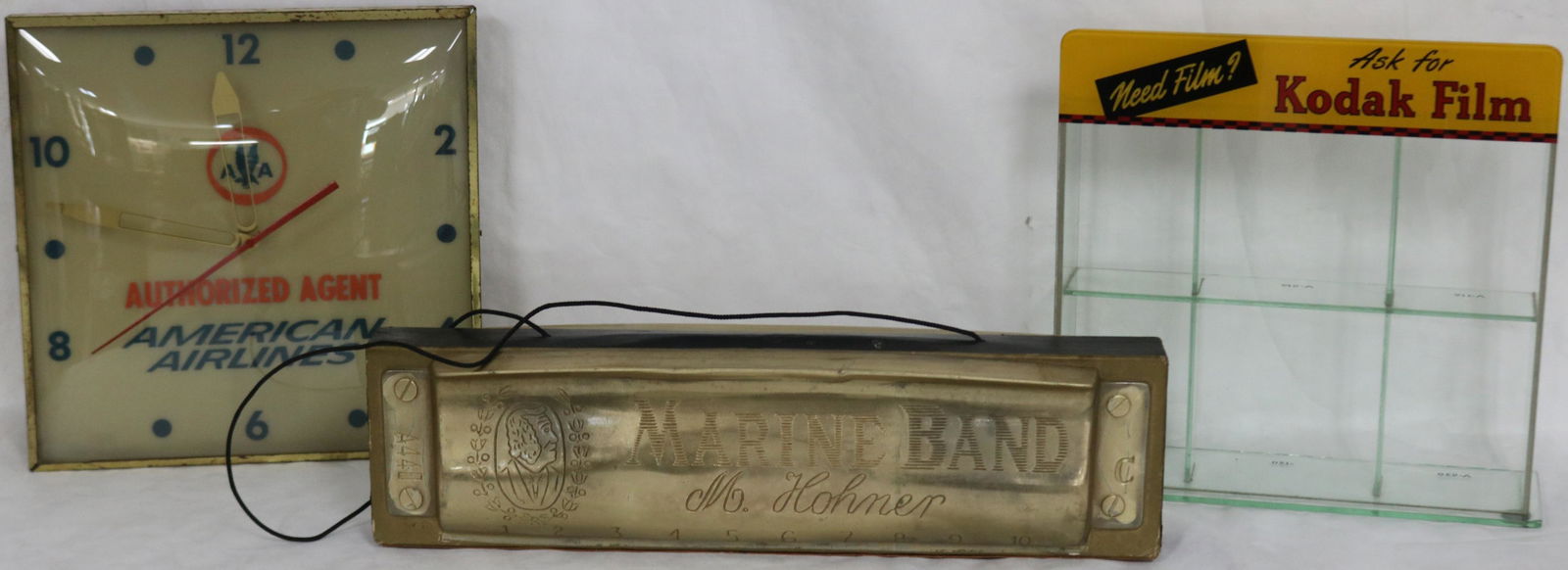 LOT OF 3 ADVERTISING ITEMS TO INCLUDE AMERICAN (1 of 3)