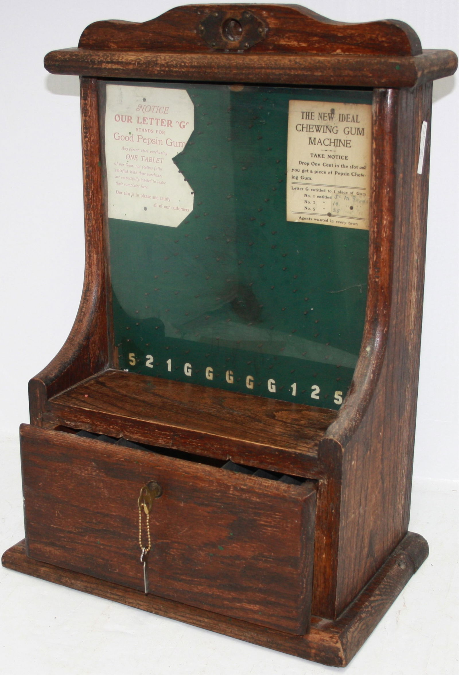 THE NEW IDEAL CHEWING GUM MACHINE, CA. 1900. COIN (1 of 6)