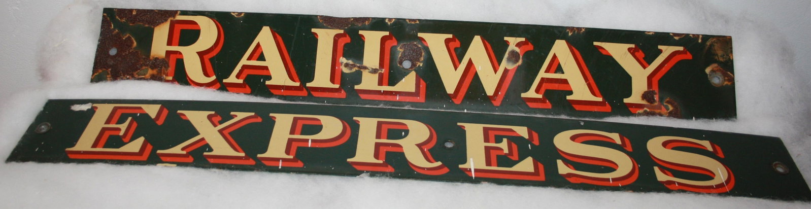 EARLY 20TH CENTURY PORCELAIN RAILWAY EXPRESS: SIGNS, 2 PIECES. ONE IS 27 1/2" X 4" AND SHOWS PORCELAIN LOSS AND RUST. THE OTHER IS 30" X 4" AND IS IN GOOD CONDITION.