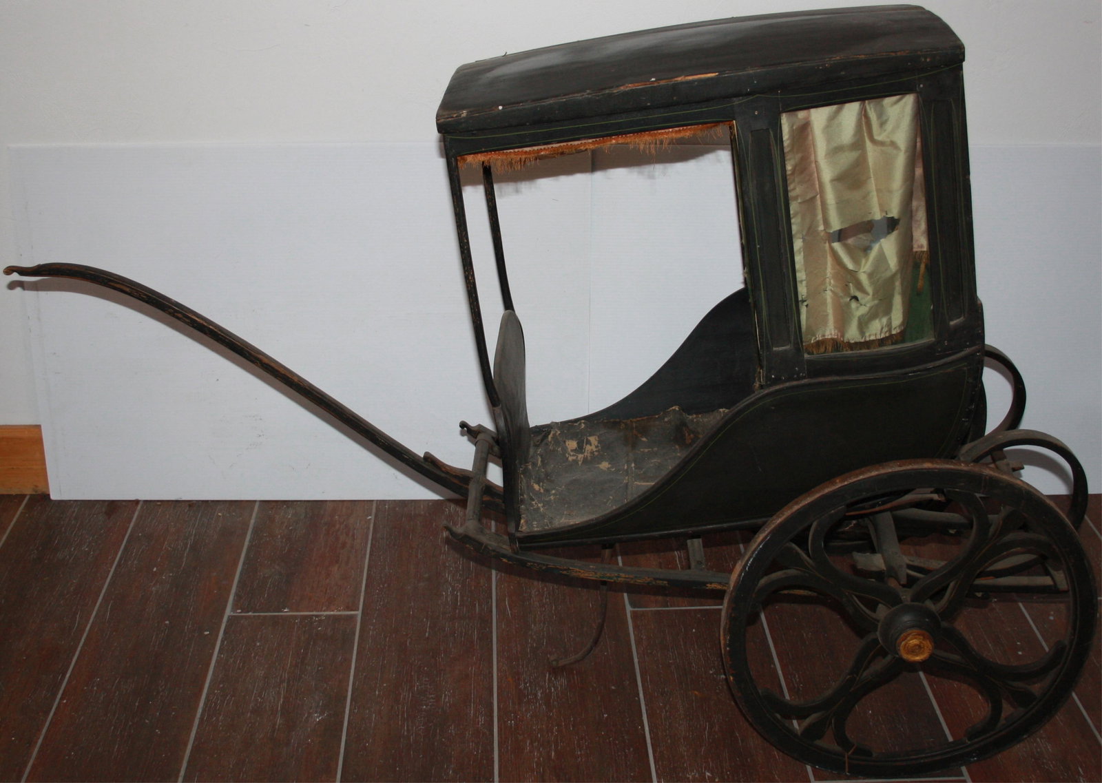 MID-19TH CENTURY DOLL'S CARRIAGE, PAINTED WOODEN (1 of 9)