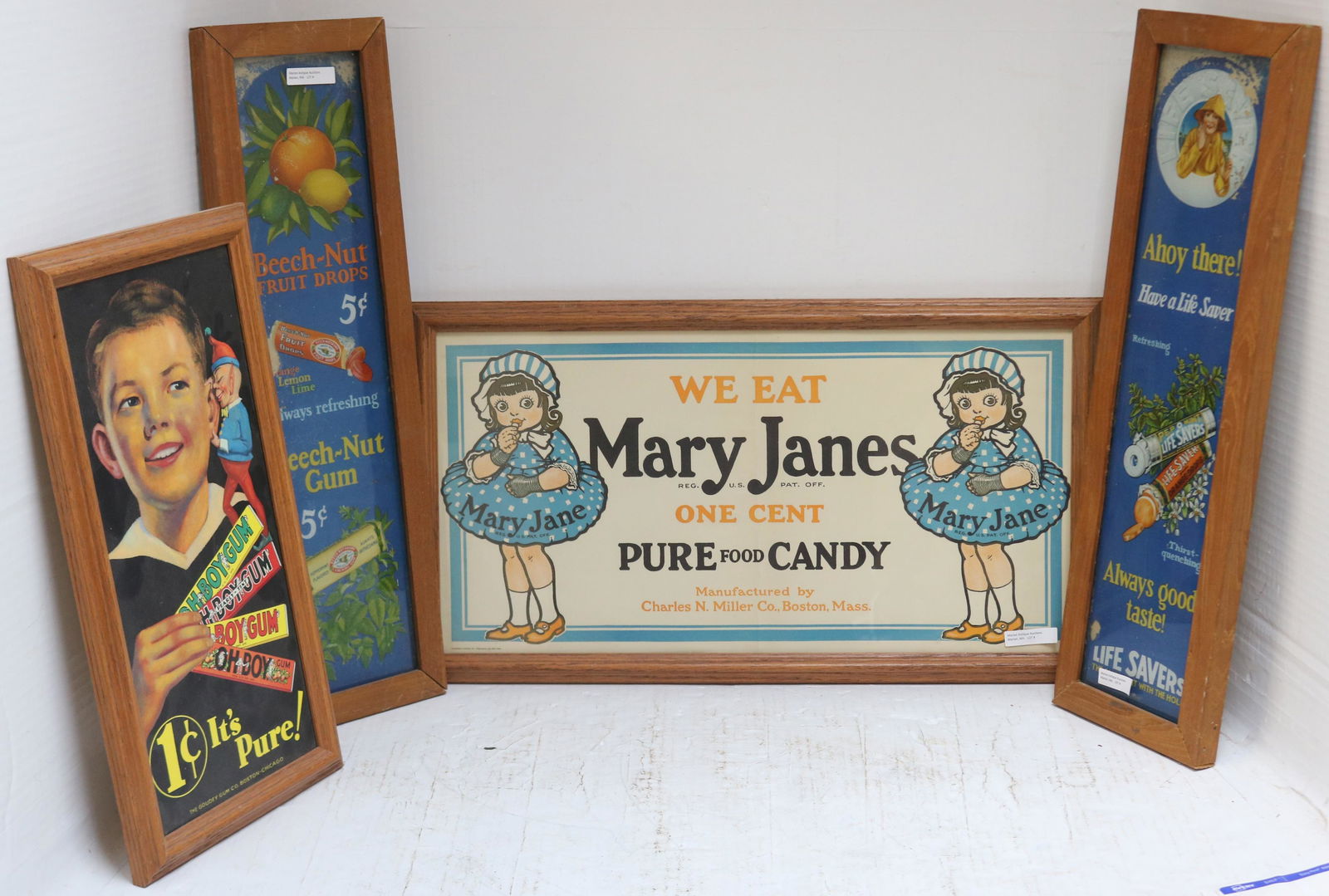 LOT OF 4 FRAMED CANDY AND GUM ADVERTISEMENTS, (1 of 5)