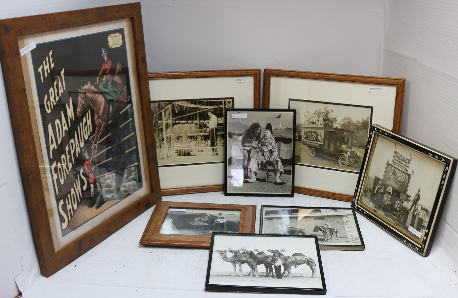 LOT OF 8 FRAMED 20TH CENTURY PHOTOGRAPHIC PRINTS (1 of 5)