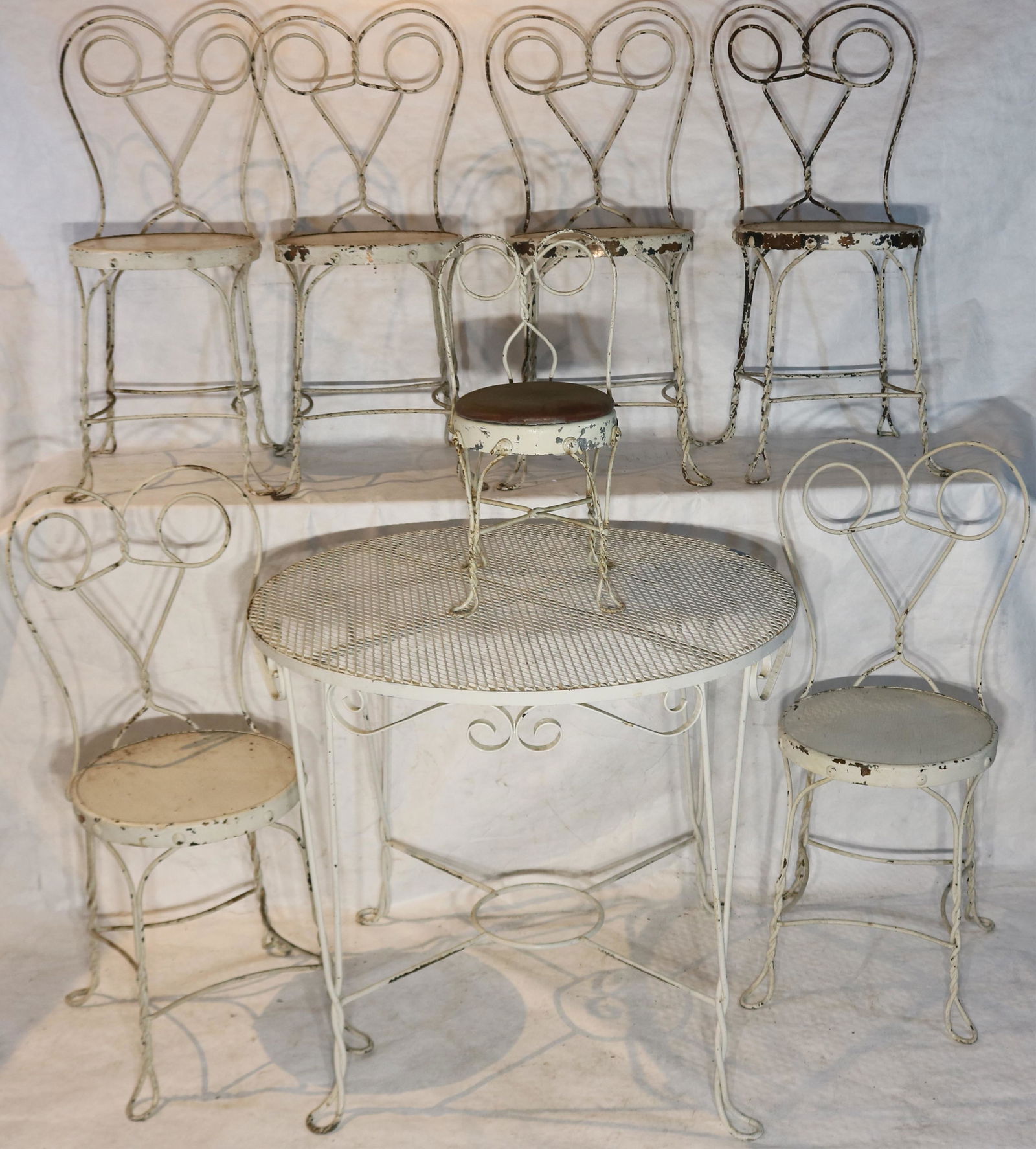 8-PIECE LOT TO INCLUDE 6 ICE CREAM PARLOR CHAIRS, (1 of 2)