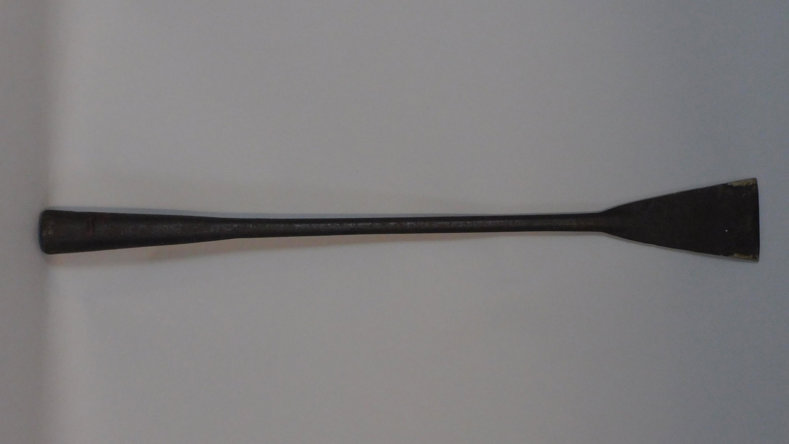 Whaling head spade, early-mid 19th c. wrought: iron. 40" long, 4 1/2" at widest point. Provenance: from an old Westport, MA collection.
